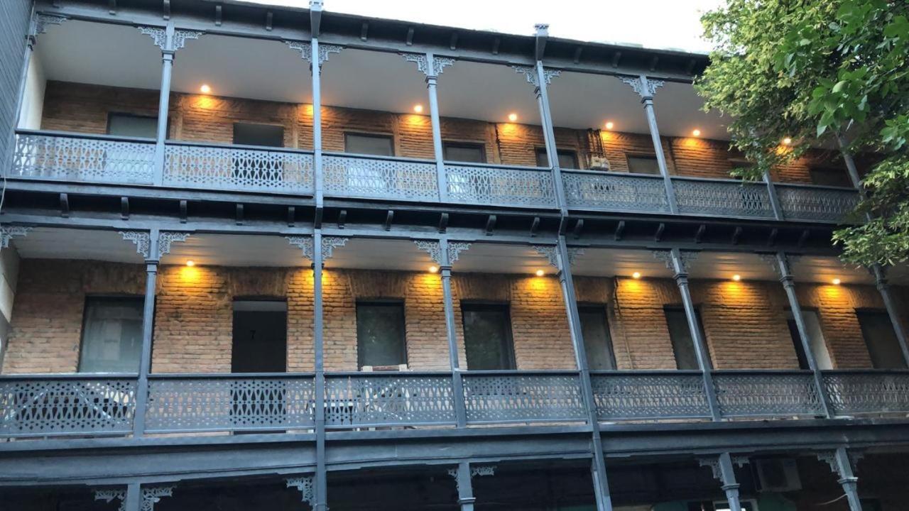 5 Star Apart Hotel Tbilisi Eksteriør bilde
